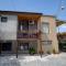 Tinikos Guest House