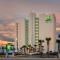 Holiday Inn Express & Suites Oceanfront Daytona Beach Shores, an IHG Hotel