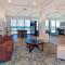 Holiday Inn Express & Suites Oceanfront Daytona Beach Shores, an IHG Hotel - دايتونا بيتش