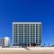 Holiday Inn Express & Suites Oceanfront Daytona Beach Shores, an IHG Hotel - دايتونا بيتش