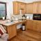 Finest Retreats - Shropshire Cottage, 2 bedrooms, sleeps 3 - Marchamley