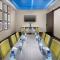 Holiday Inn Express & Suites by IHG Altoona by IHG