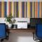 Holiday Inn Express Hotel & Suites Belmont by IHG