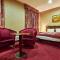 Yantra Grand Hotel
