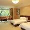 Guangdong Yingbin Hotel-Free Canton Fair Shuttle Bus