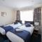 Corner House Hotel Gatwick with bookable Holiday parking