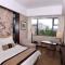 Guangdong Yingbin Hotel-Free Canton Fair Shuttle Bus