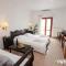 Theoxenia Caldera Hotel