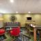 Holiday Inn Express Hotel & Suites Columbus, an IHG Hotel - Columbus