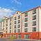 Holiday Inn Express Hotel & Suites Meadowlands Area, an IHG Hotel - Carlstadt