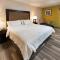 Country Inn & Suites by Radisson, South Haven, MI