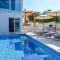 Foto: Okrug Gornji Villa Sleeps 8 with Pool Air Con and WiFi 3/19