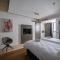 19 ROOMS