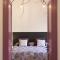 Large apartment near Politeama 2 bathrooms Up to 8 Guests