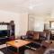 Port Edward Holiday Resort - Port Edward