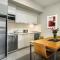 Gladstone Downtown Central Apartment Hotel Official
