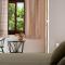 Aura Traditional Apartment