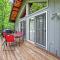 Peaceful Lincoln Chalet Less Than 2 Mi to Loon Mtn Skiing!