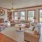 Beautiful Hill Country Ranch Home - 4 Mi to Town!