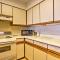 Pet-Friendly Beech Mountain Condo Walk to Slopes - بيتش ماونتن