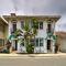 Charming Renovated Avalon Townhome, Walk to Beach! - Avalon