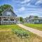 Elegant Stone Cottage Steps to Crystal Lake Beach - Beulah