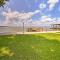 Lakefront Livingston Home with Dock, 1 Mi to Launch!
