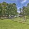 Cozy Lakefront Benton Home about 20 Mi to Shreveport! - Benton