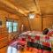 Family-Friendly Massanutten Log Home with Views! - McGaheysville