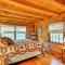 Family-Friendly Massanutten Log Home with Views!