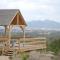 Utopia Family Home with Mountain Viewing Deck! - Utopia