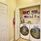 Kissimmee Retreat with Pool Access Less Than 4 Mi to Disney!