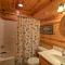 Dream Valley Mountain View Cabin with Covered Porch! - Mountain View