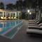 Grace Bay Suites