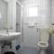 Rooms with a swimming pool Peroj, Fazana - 2235