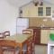 Apartments by the sea Igrane, Makarska - 5266
