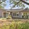 Fredericksburg Cottage with Grill - Walk to Main St!
