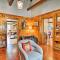 Wawayanda House on 62 Acres - Multiple Fireplaces! - 米德尔敦