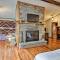 Wawayanda House on 62 Acres - Multiple Fireplaces! - 米德尔敦