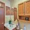 Cabin with Mtn Views - 5 Mi to Mueller State Park! - Midland