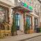 Hotel BLOOM Batumi