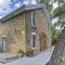 Charming Historic Condo - Walk to Downtown and UW
