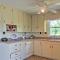 Secluded and Quiet Coastal Home 1 Mile to Boat Ramp