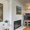 Modern Cape Cod Cottage Walk to Craigville Beach - Centerville