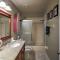 Lakefront Brandon Home with Patio and Screened Lanai!