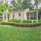 Le Canard Cottage with Porch 10 Mi to Asheville! - Arden