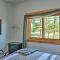 R Lazy S Inn Apartment 30 Min to Whitefish Resort! - Columbia Falls