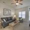 4 Mi to Beaches Luxe Coastal Resort Condo - لويس