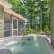Waterfront Great Pond Cottage with Hot Tub and Deck!