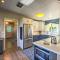 Hendersonville Home with Views - 3 Mi to Downtown! - هيندرسونفيل